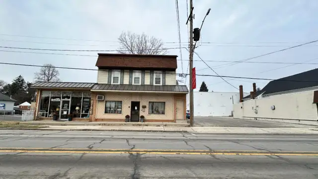 8955 Lewis Ave thumbnail 3