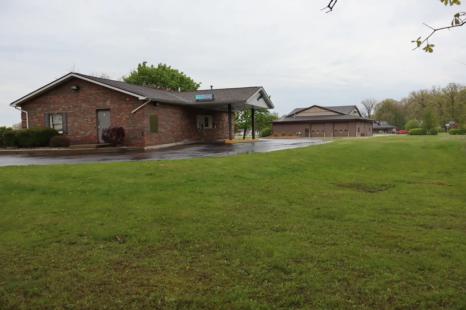 FOR SALE: 1,602 SF OFFICE/RETAIL/DRIVE THRU CALL TRADEMARK 989-792-6400 image 20