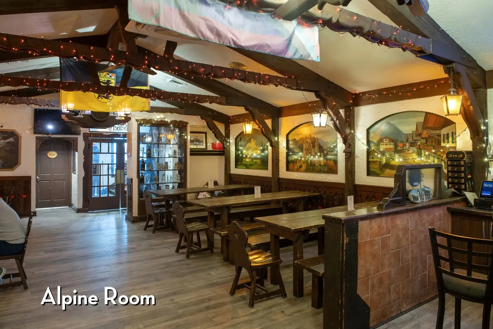 Unique Opportunity -Lease Operating Landmark Downtown Ann Arbor Restaurant / Bar image 2