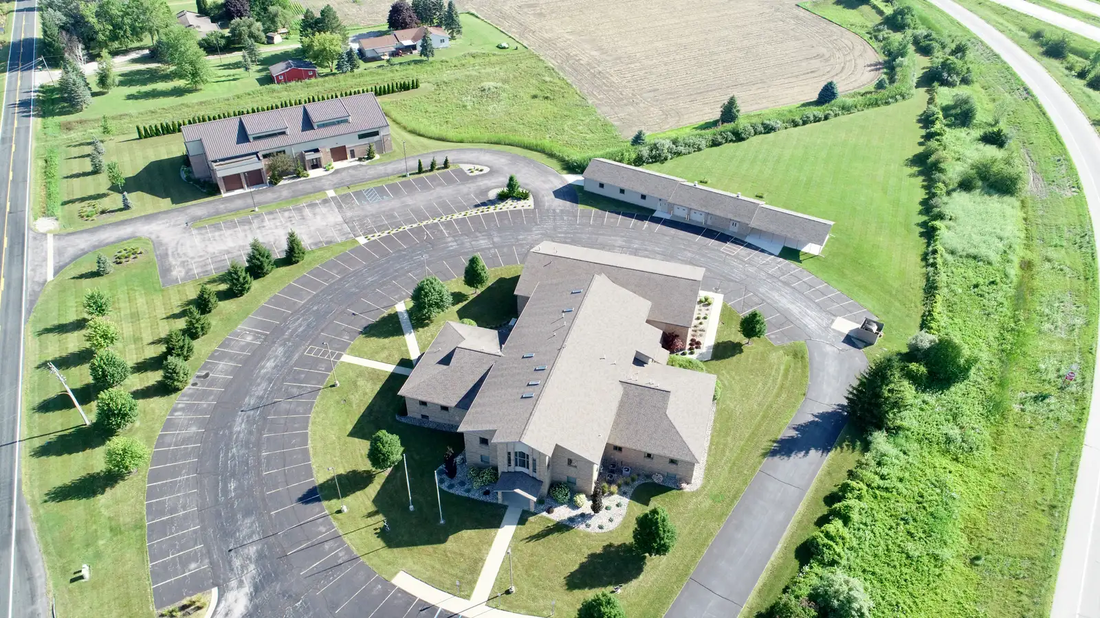 TECH/INDUSTRIAL/OFFICE CAMPUS:50,000SF/10AC/3 BLDGS CALL TRADEMARK COMMERCIAL GROUP AT 989-792-6400 image 1