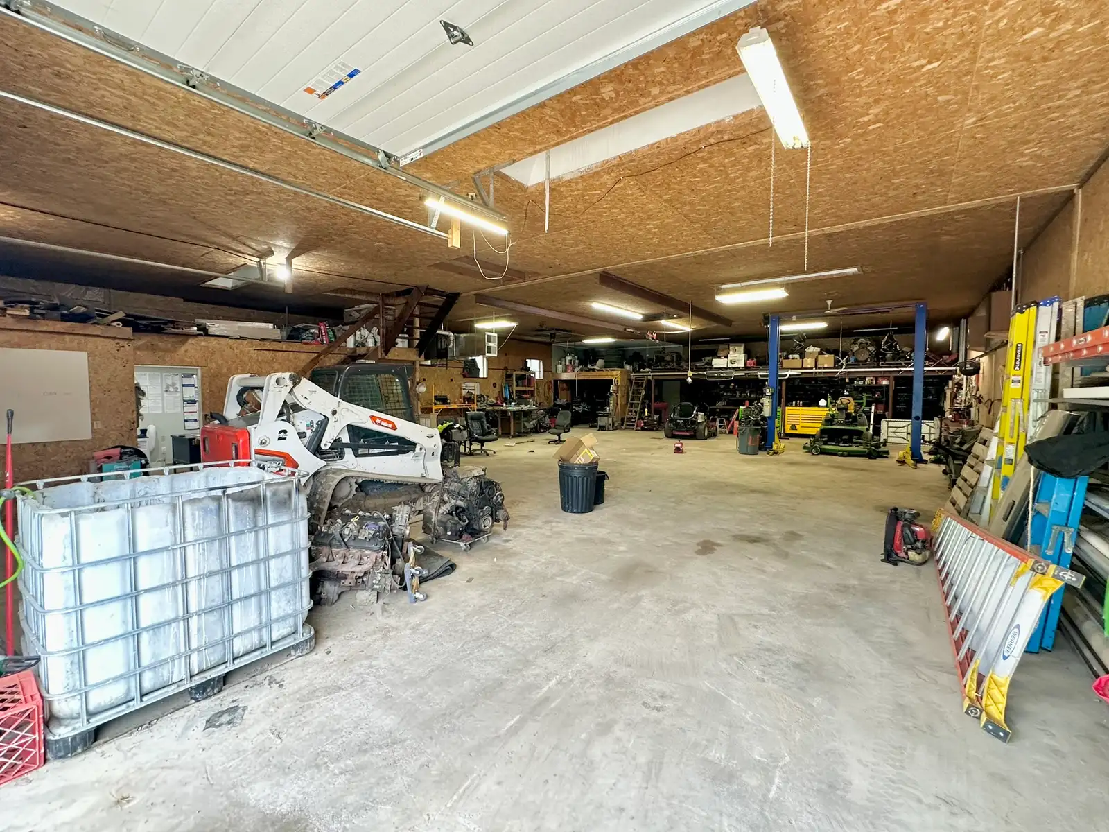 2869 Vogue Blvd image 3