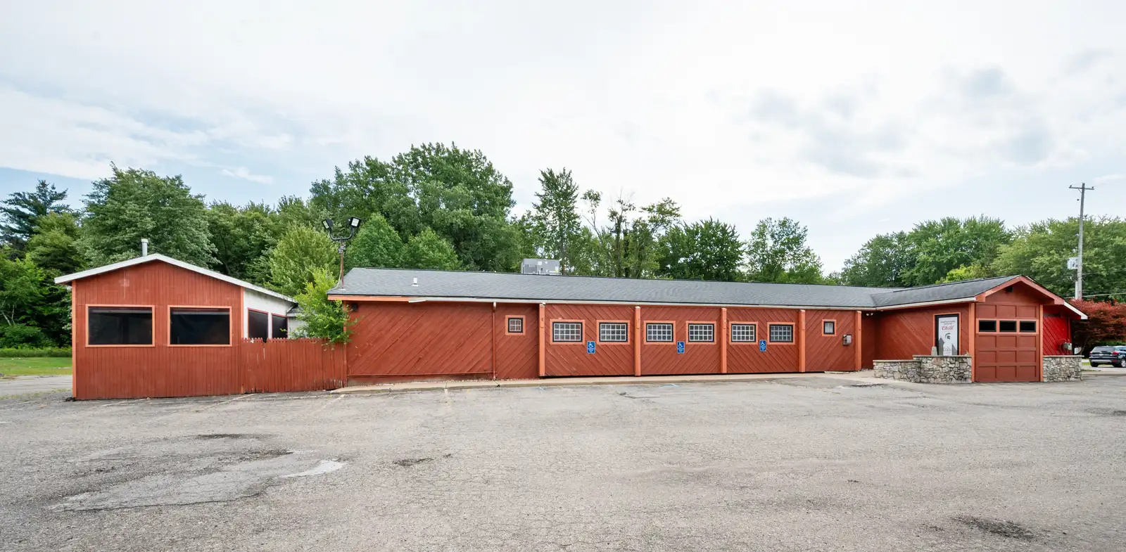 6468 W Vienna Rd image 2