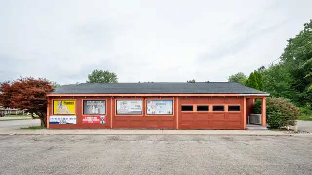 6468 W Vienna Rd thumbnail 3
