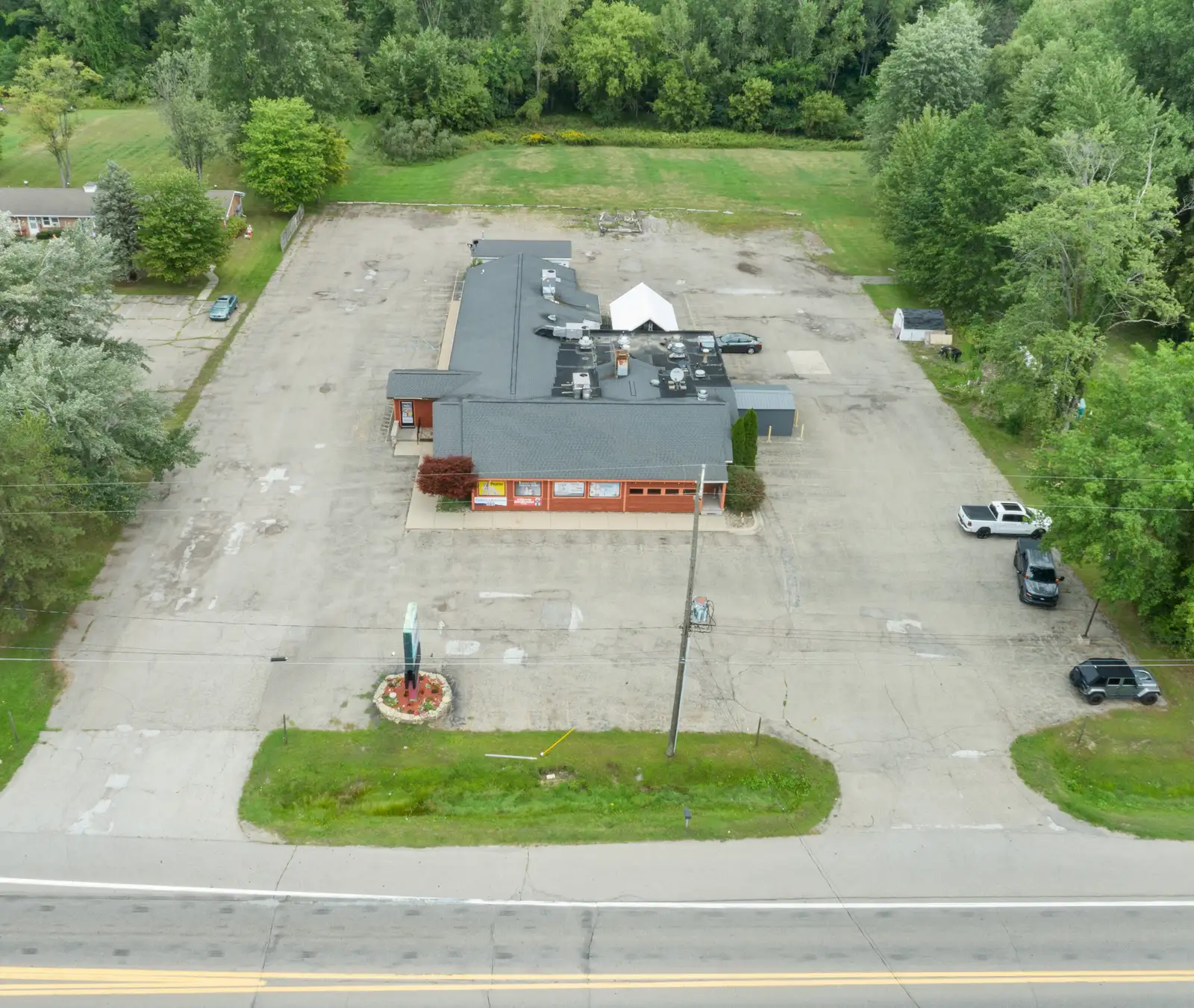 6468 W Vienna Rd image 6