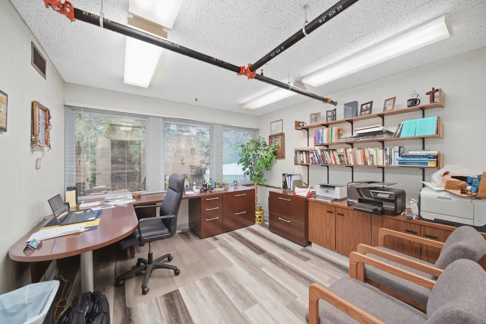 227 Riverside Ave image 18