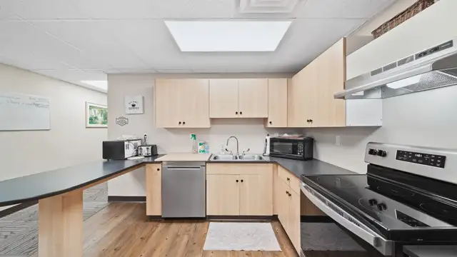 View image 25