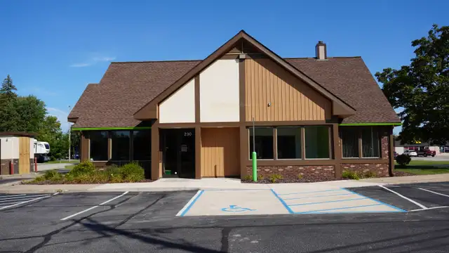 FOR SALE: 2,311 SF Freestanding Retail Building on 0.6 Acres thumbnail 2