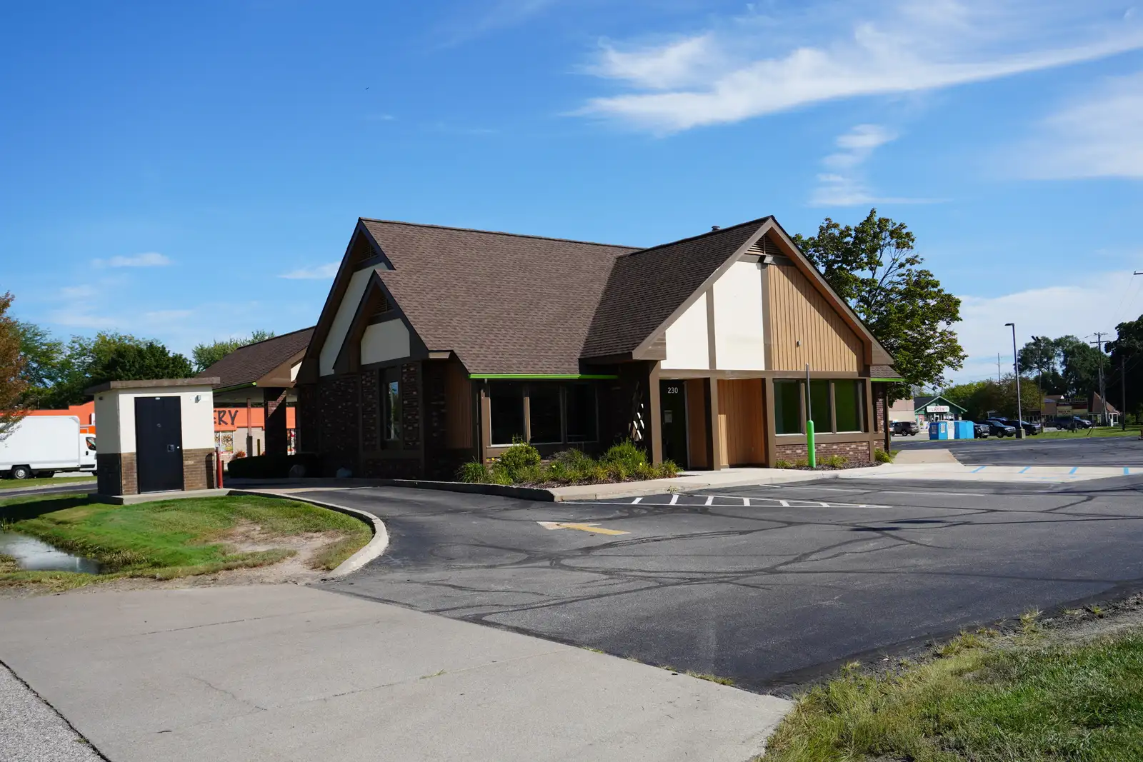 FOR SALE: 2,311 SF Freestanding Retail Building on 0.6 Acres image 13