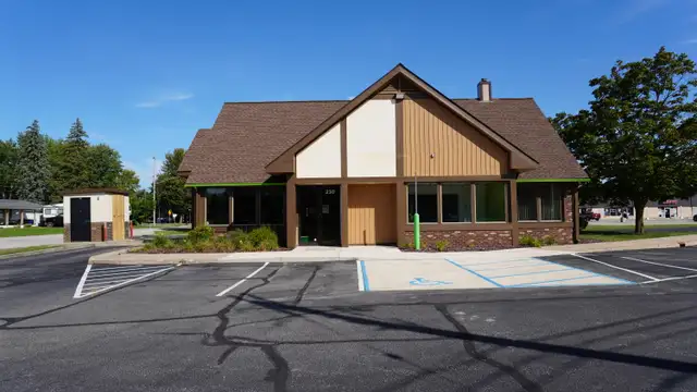 FOR SALE: 2,311 SF Freestanding Retail Building on 0.6 Acres thumbnail 4