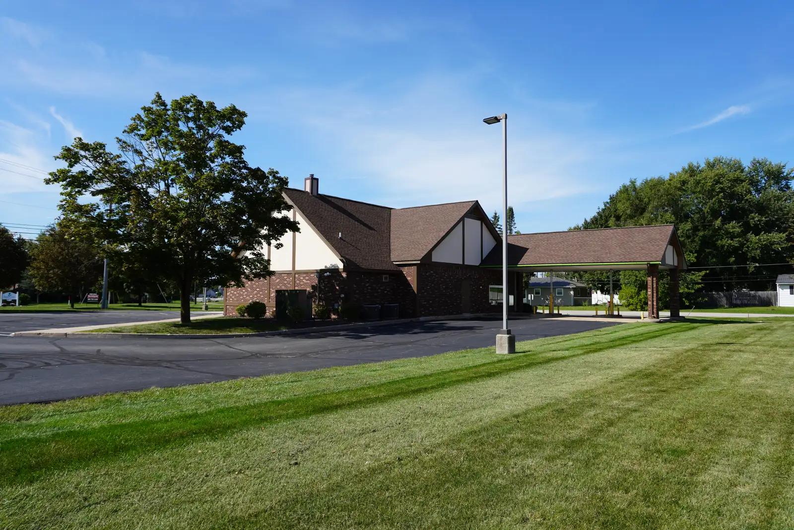 FOR SALE: 2,311 SF Freestanding Retail Building on 0.6 Acres image 7