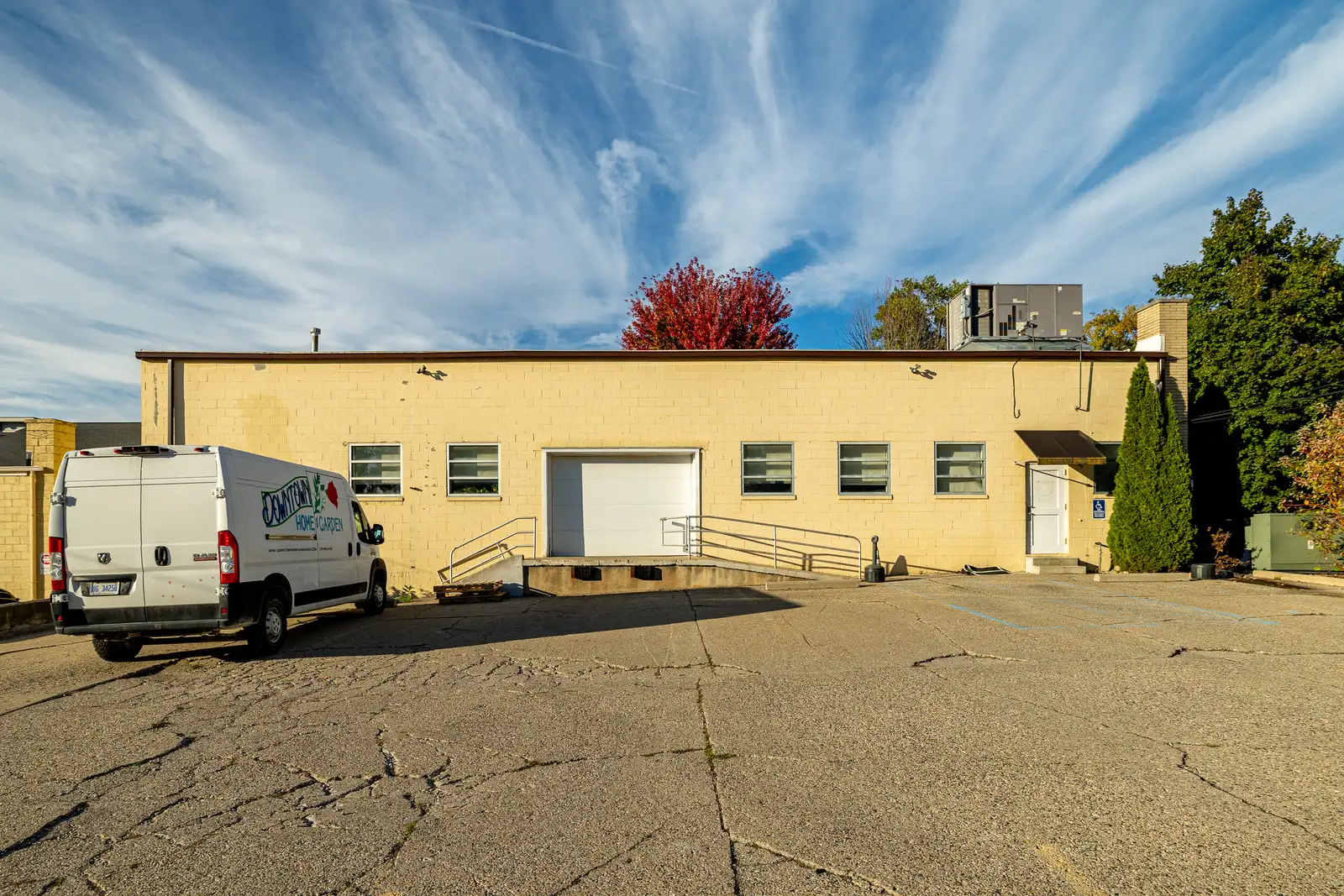120 E Cross St & 316 N. Lincoln image 5