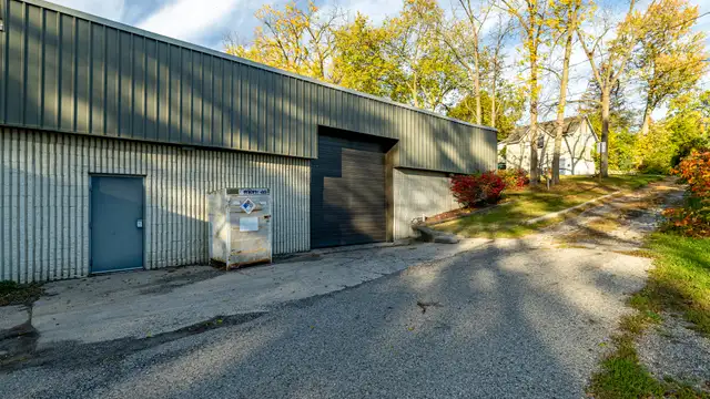 View image 12