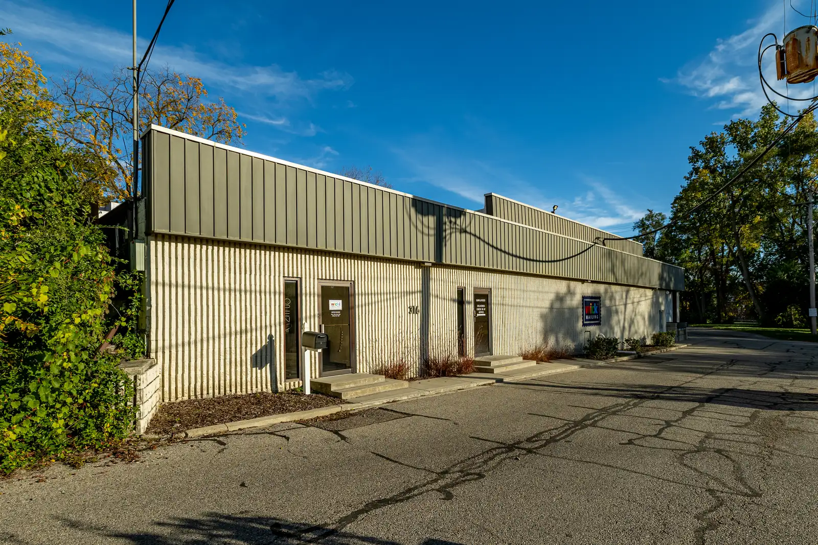 120 E Cross St & 316 N. Lincoln image 8