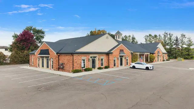 46401 Romeo Plank listing image