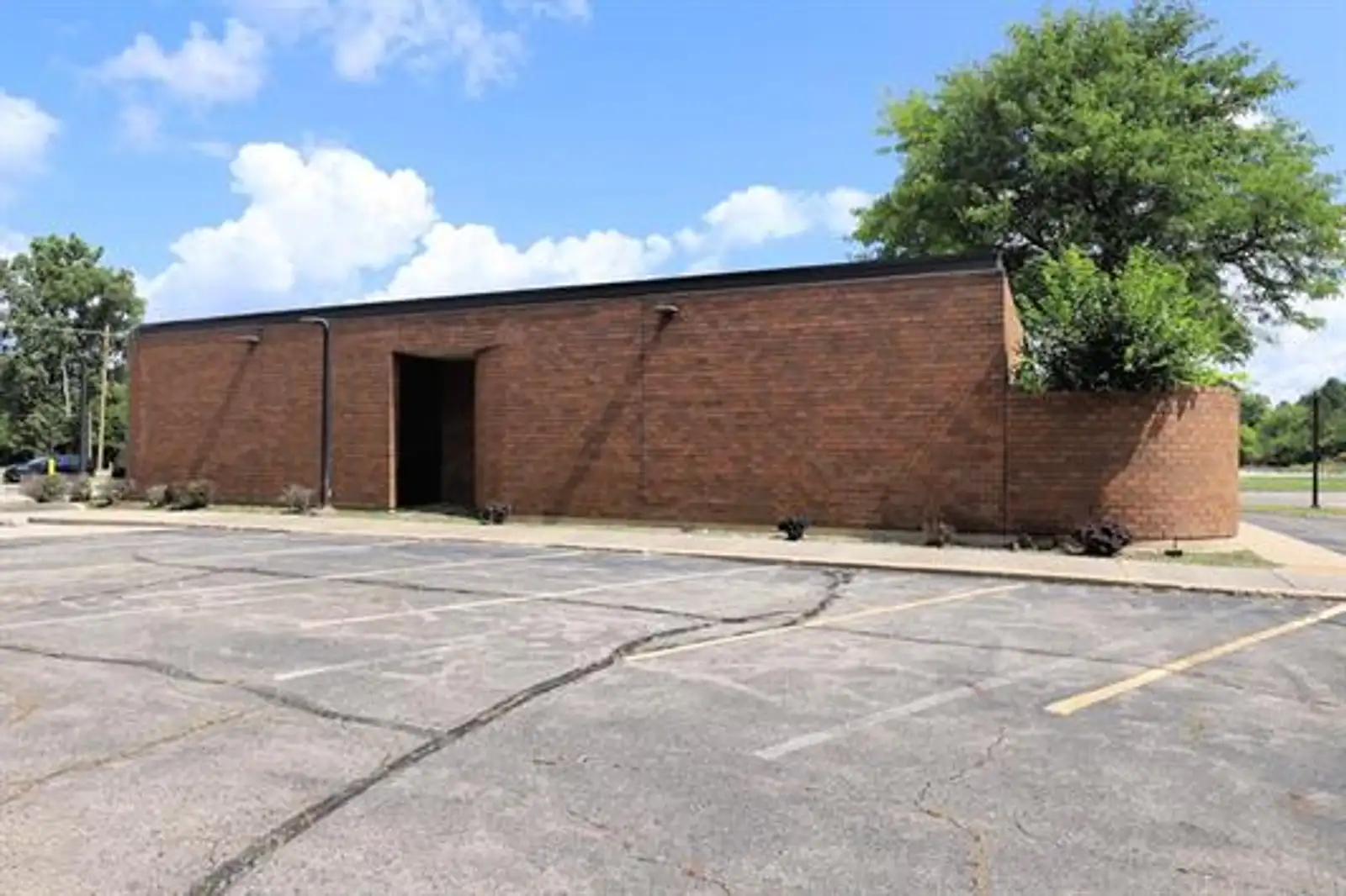 5510 Richfield Rd image 24