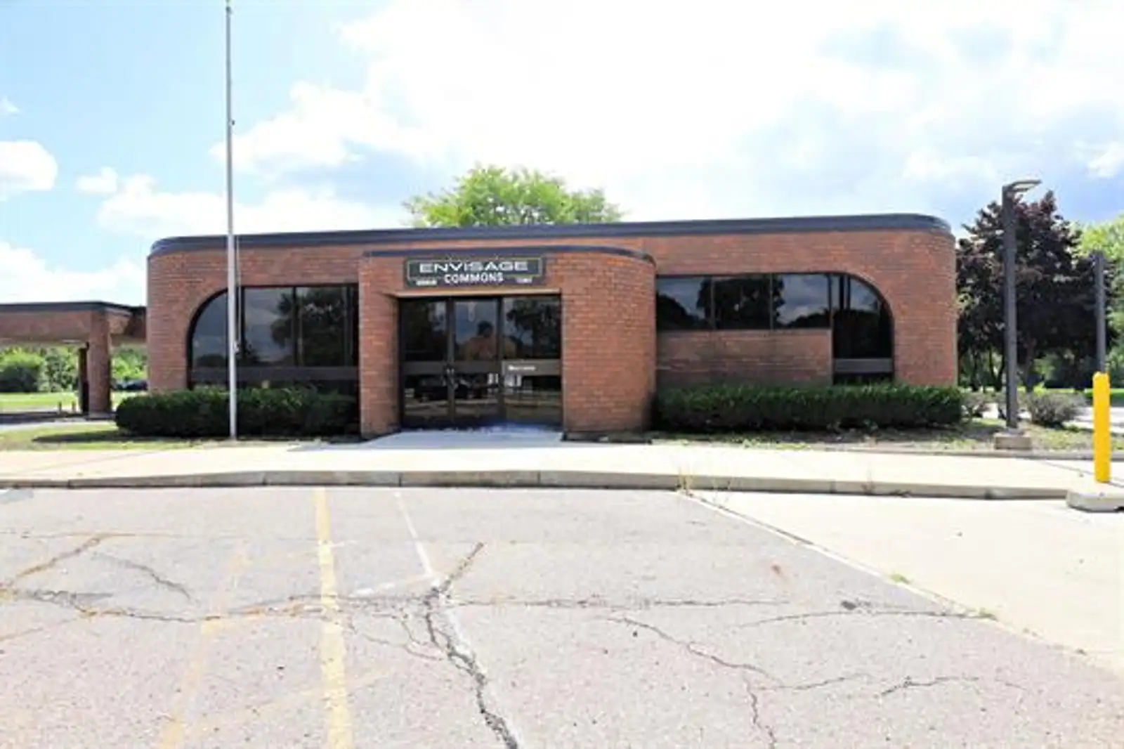 5510 Richfield Rd image 2