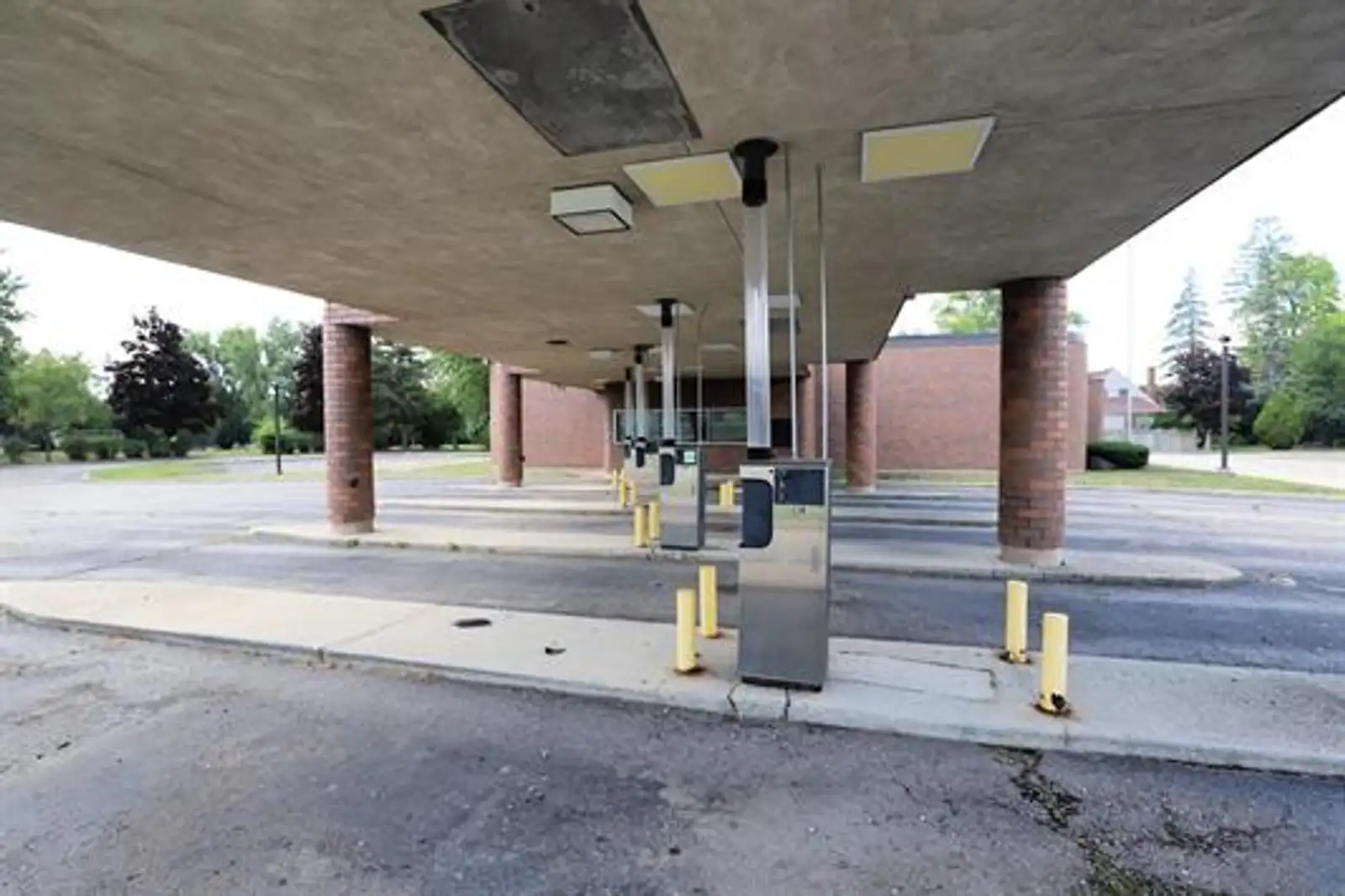 5510 Richfield Rd image 22