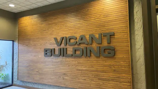 Vicant building thumbnail 2