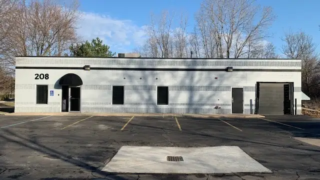 208 Haeussler Ct thumbnail 1