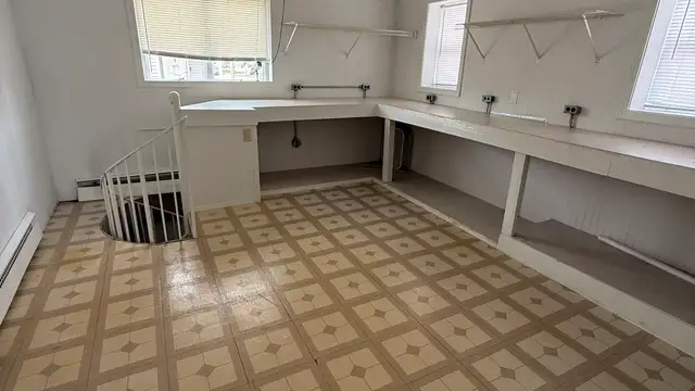 View image 12