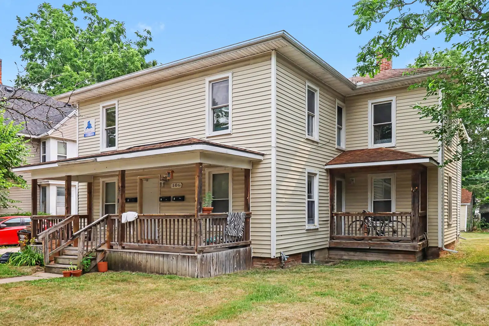 615 Pearl St image 7