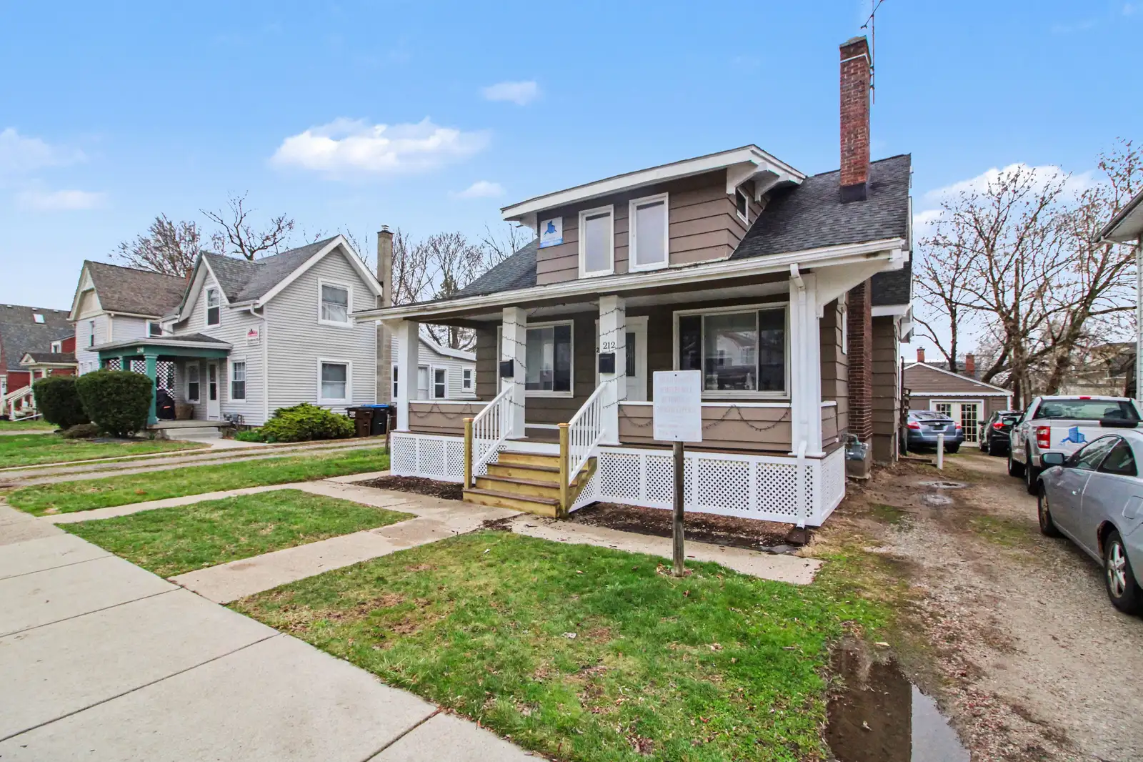 615 Pearl St image 3