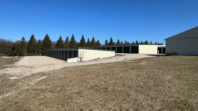 13703 Campbell Rd thumbnail 2