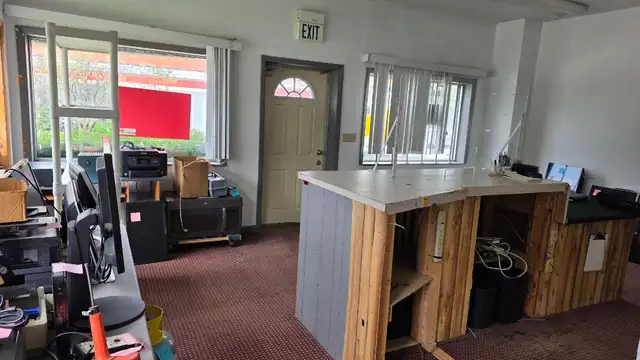500 Erie St thumbnail 5