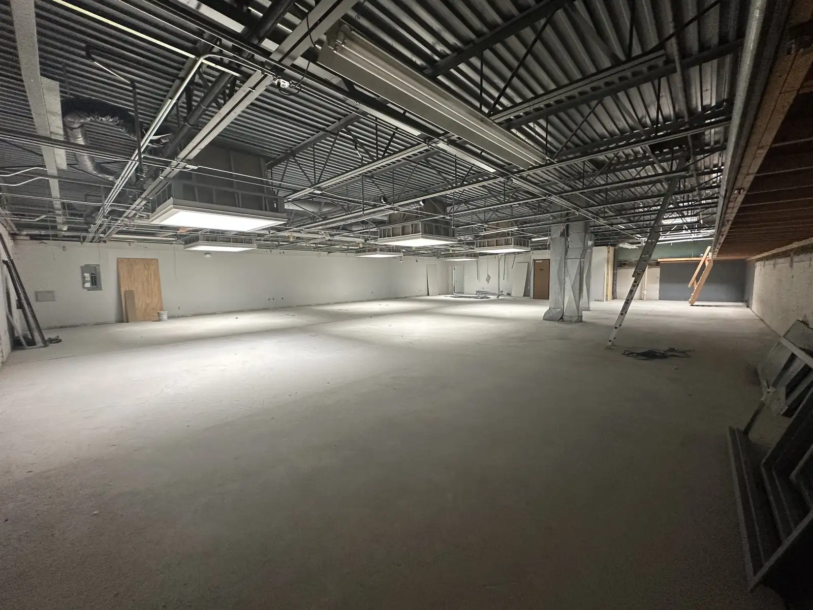 Harrison Township - Light Industrial Building image 4