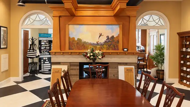 145 W Grand River Ave thumbnail 2