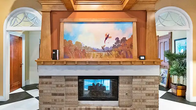 145 W Grand River Ave thumbnail 4