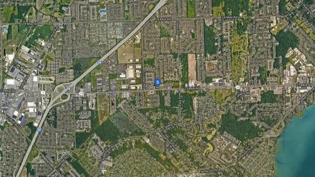 VL 23 Mile Road thumbnail 4