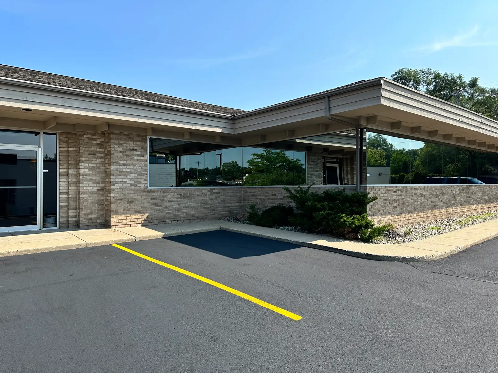 303 S Waverly Rd image 10