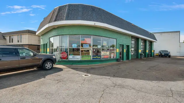 View image 1
