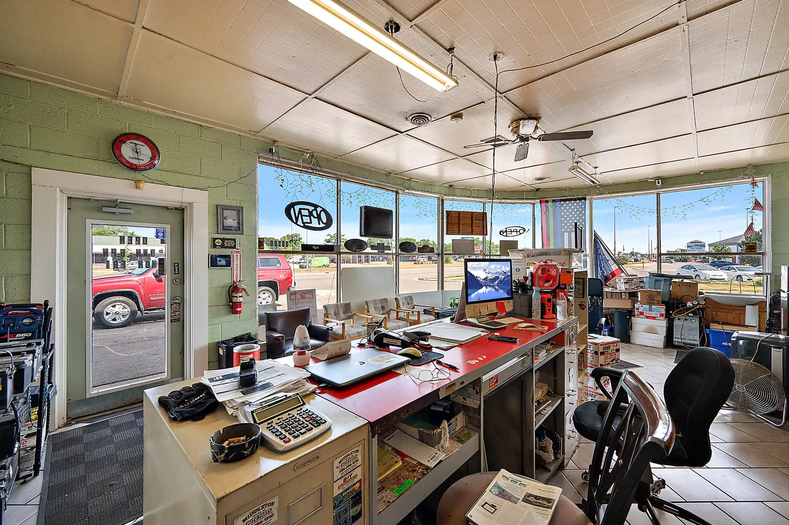 28700 Gratiot Ave image 8