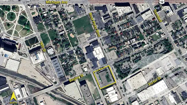 1551 Rosa Parks Blvd thumbnail 2