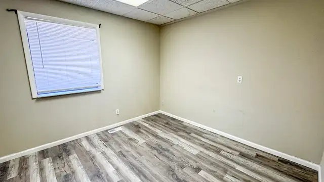 View image 8
