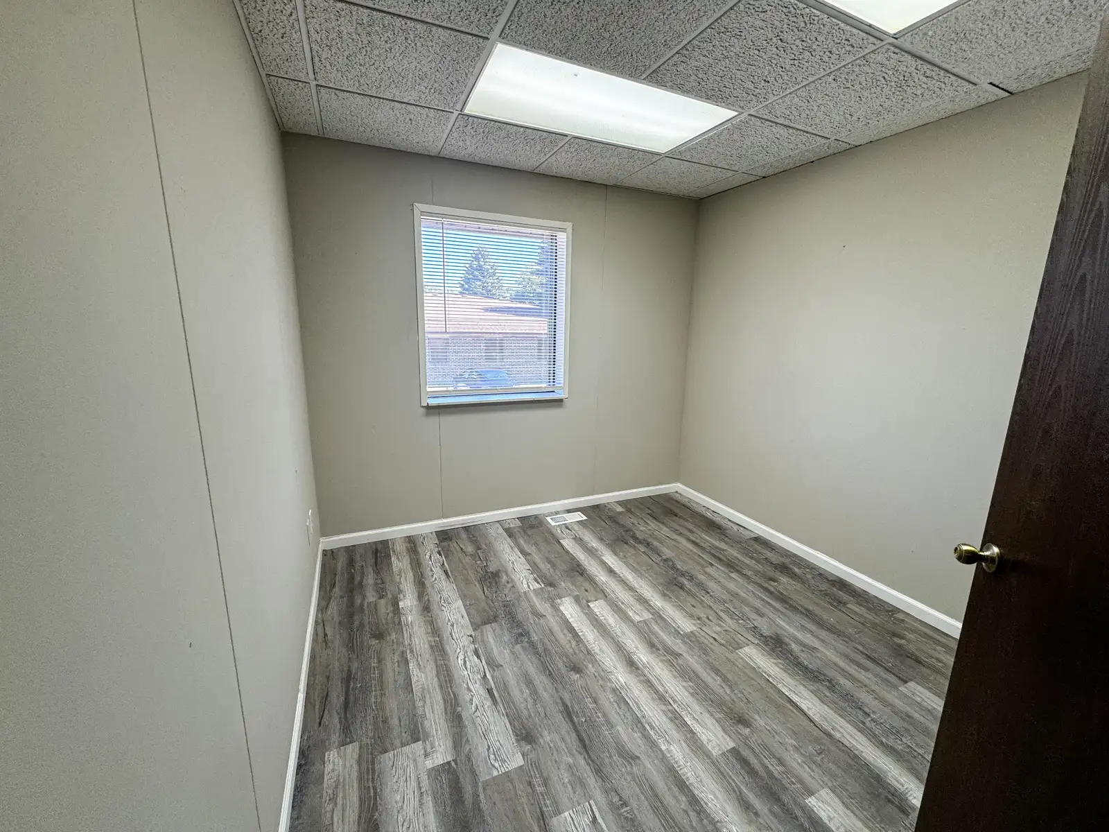 5265 W Pierson Rd image 6