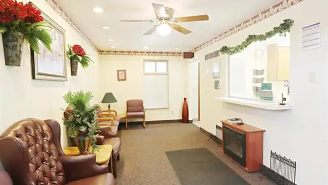 1134 S. Linden Rd. Suite 6 thumbnail 5