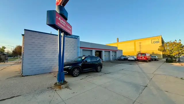 930 E Michigan Ave listing image