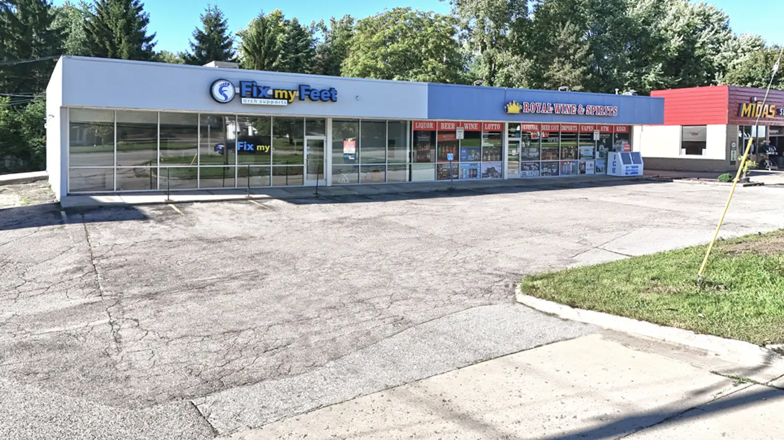 2189 W Grand River Ave