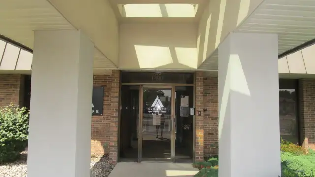 1390 W Maumee St thumbnail 4