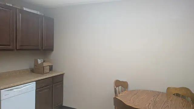 30020 Schoenherr Rd thumbnail 3