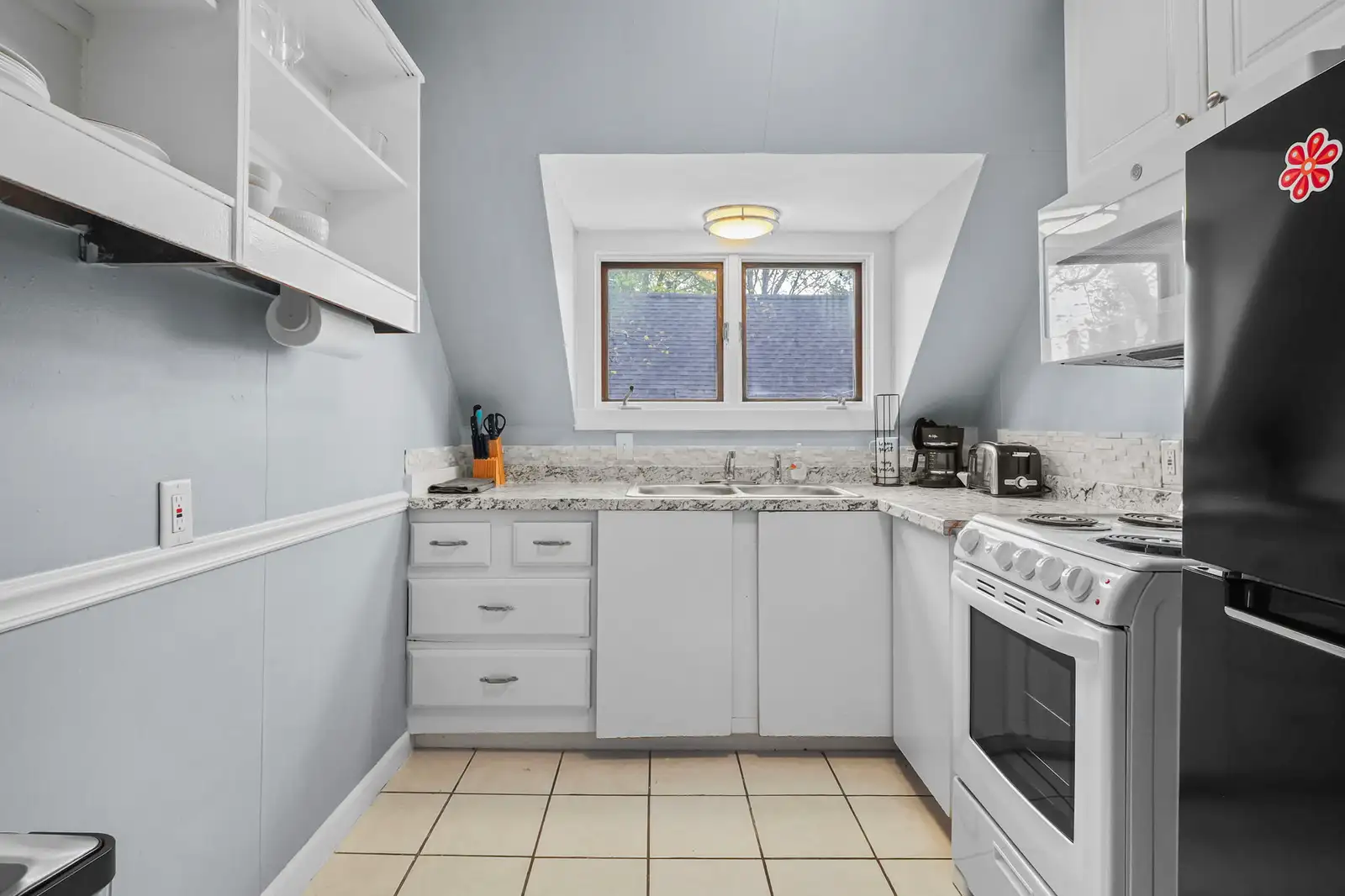 607 W Front St image 36