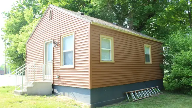 Clio 7 Unit Apartment Building thumbnail 4