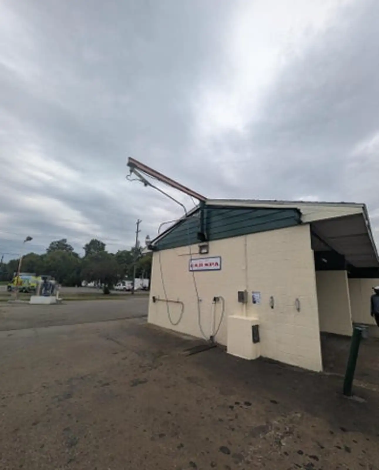 2505 E Kalamazoo St image 2