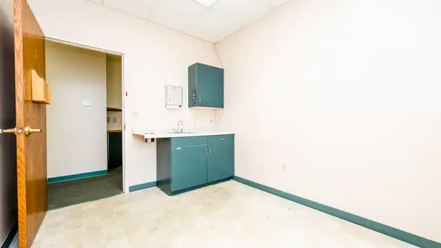 View image 12