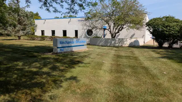 755 Phoenix Dr thumbnail 1