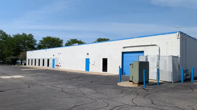755 Phoenix Dr thumbnail 3