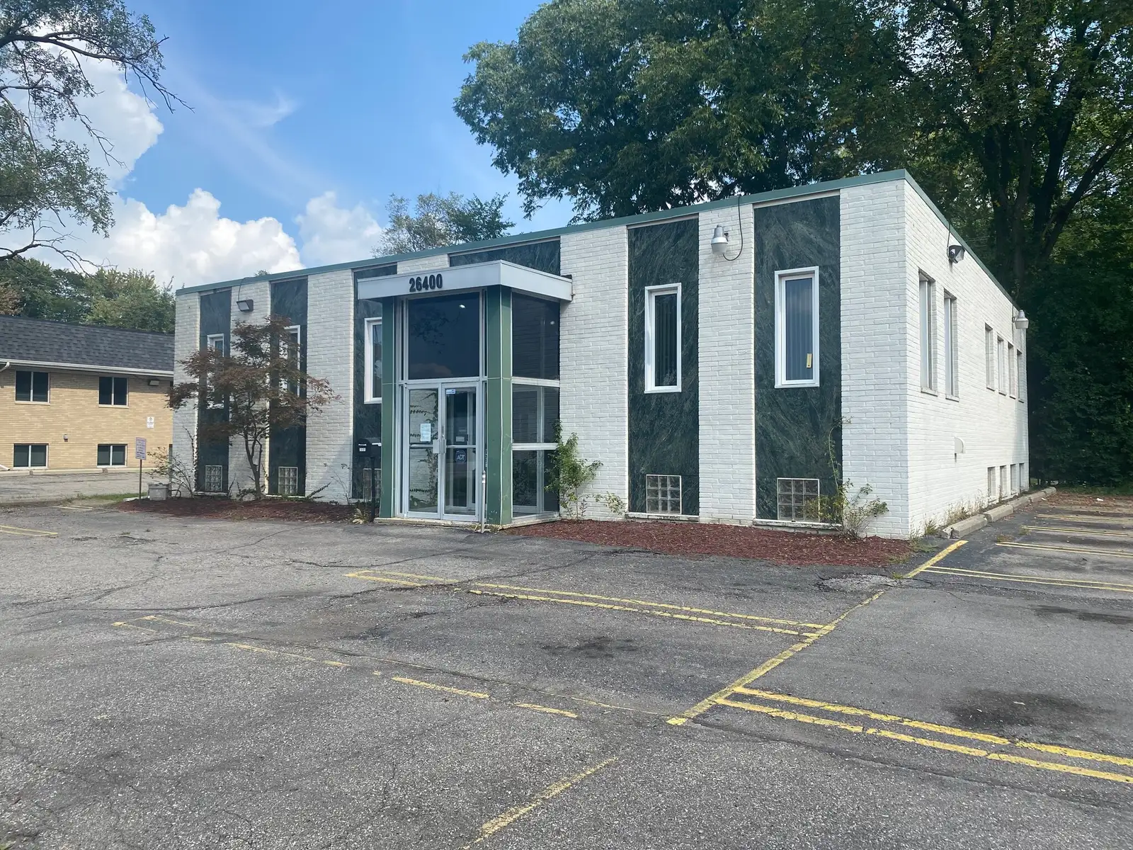26400 Southfield Rd